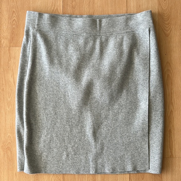 Grey BCBGeneration medium skirt - Picture 4 of 7